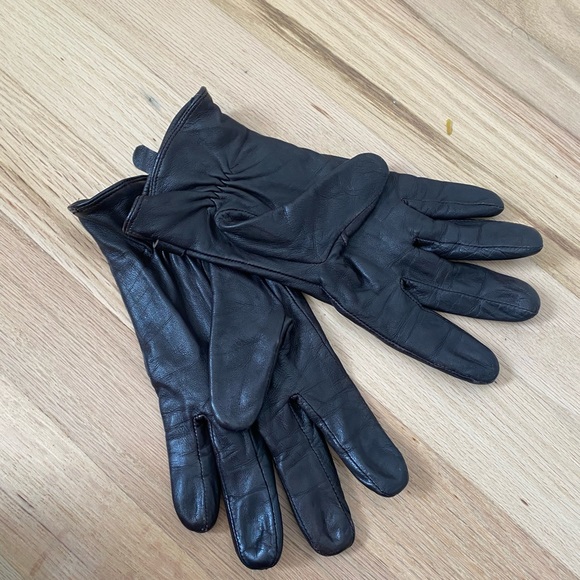 Michael Kors  Brown leather gloves - Picture 2 of 3